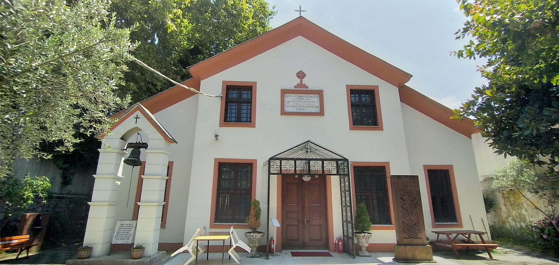 Surp Hripsimyants Ermeni Kilisesi