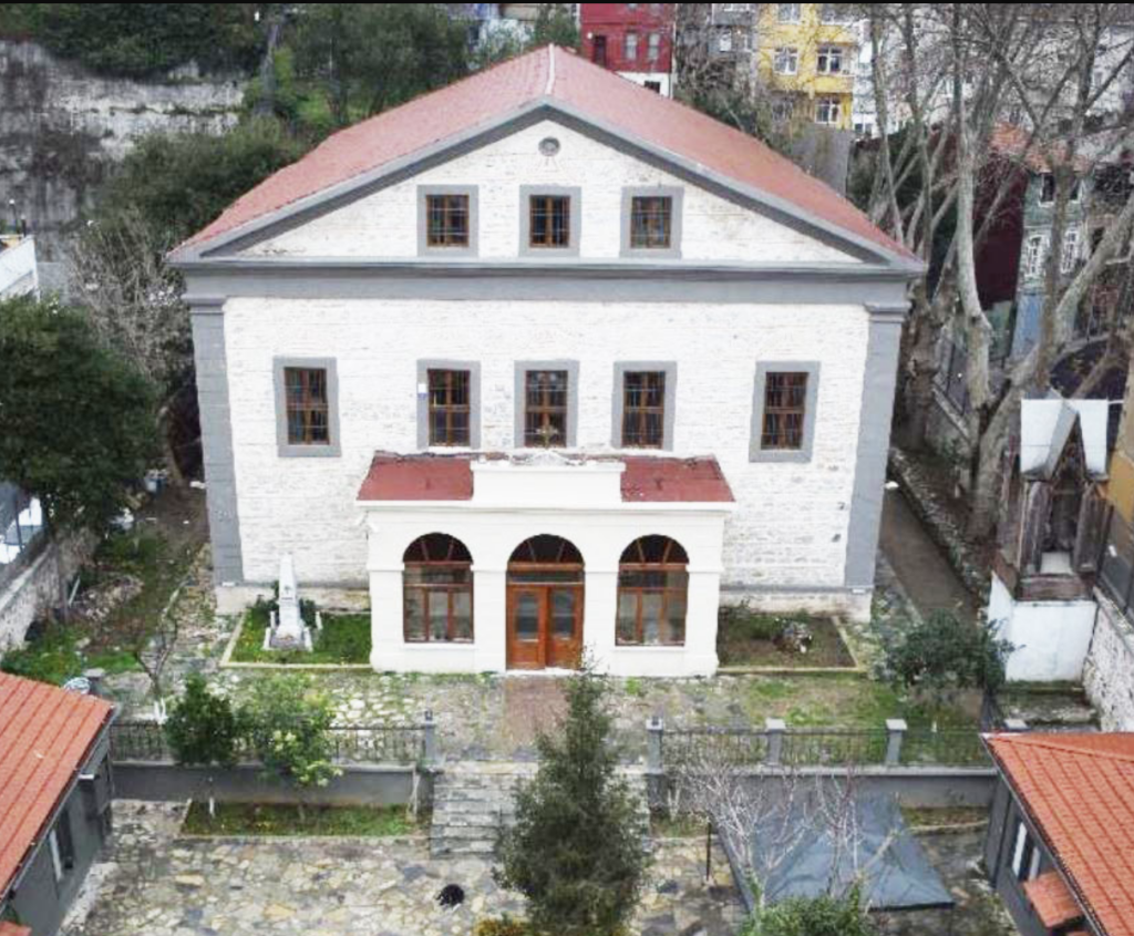 SURP KRİKOR LUSAROVİÇ ERMENİ KATOLİK KİLİSESİ