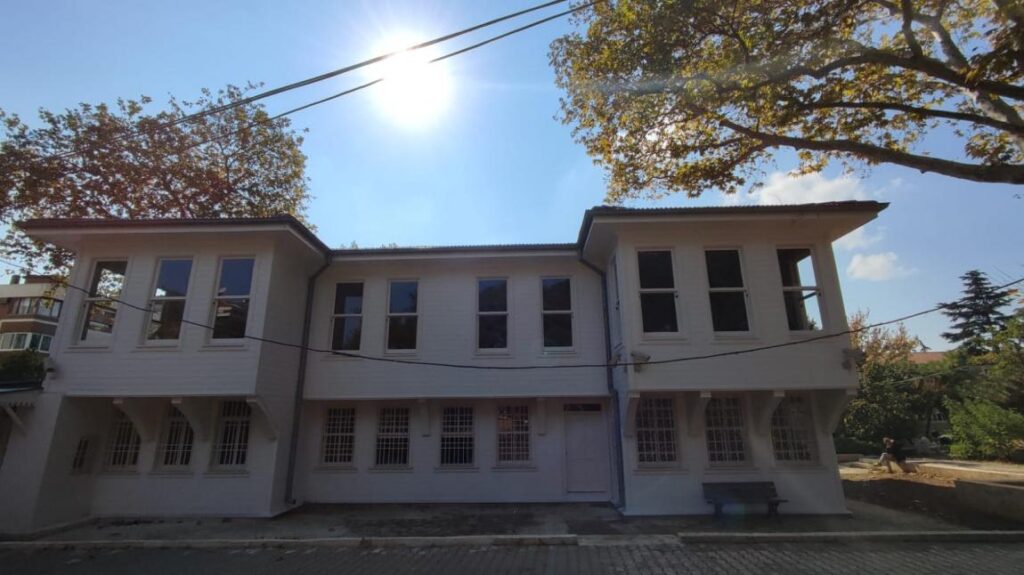 ÜSKÜDAR REHBERLİK VE ARAŞTIRMA MERKEZİ